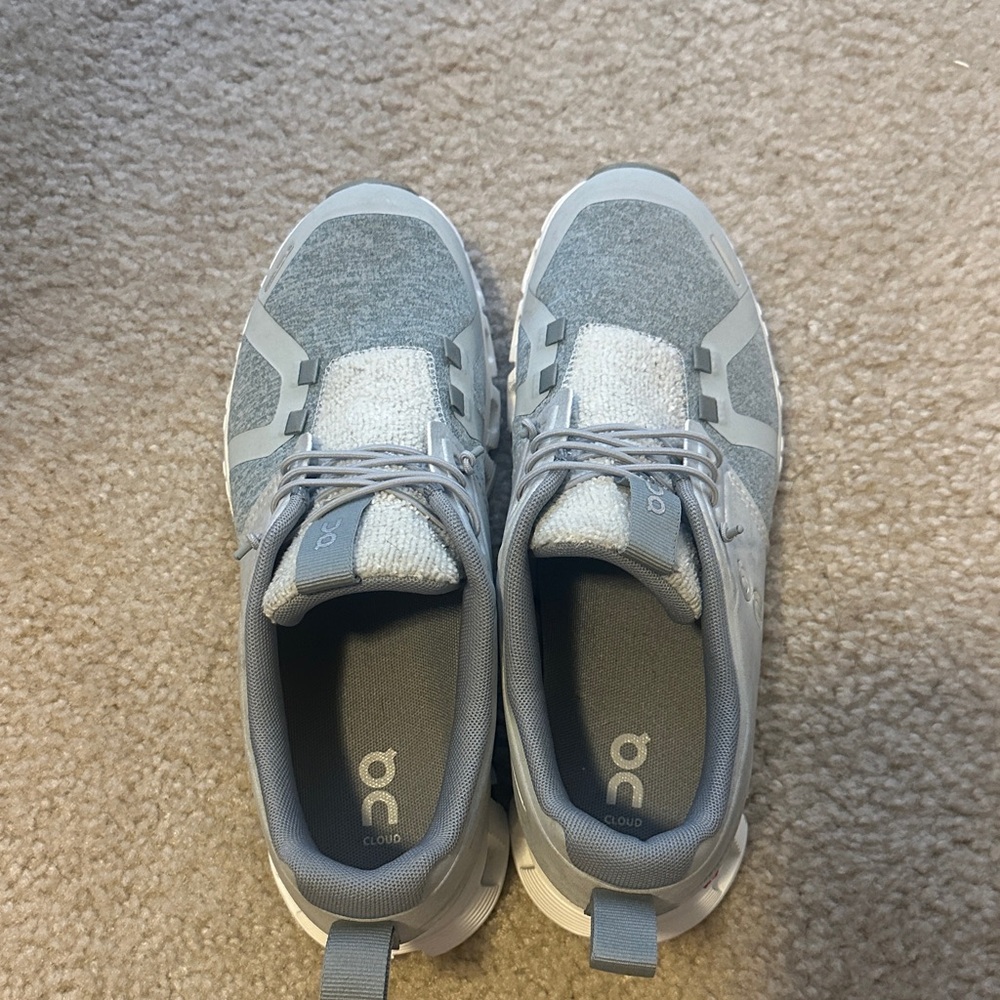 On Running Cloud Shoes - Gray
